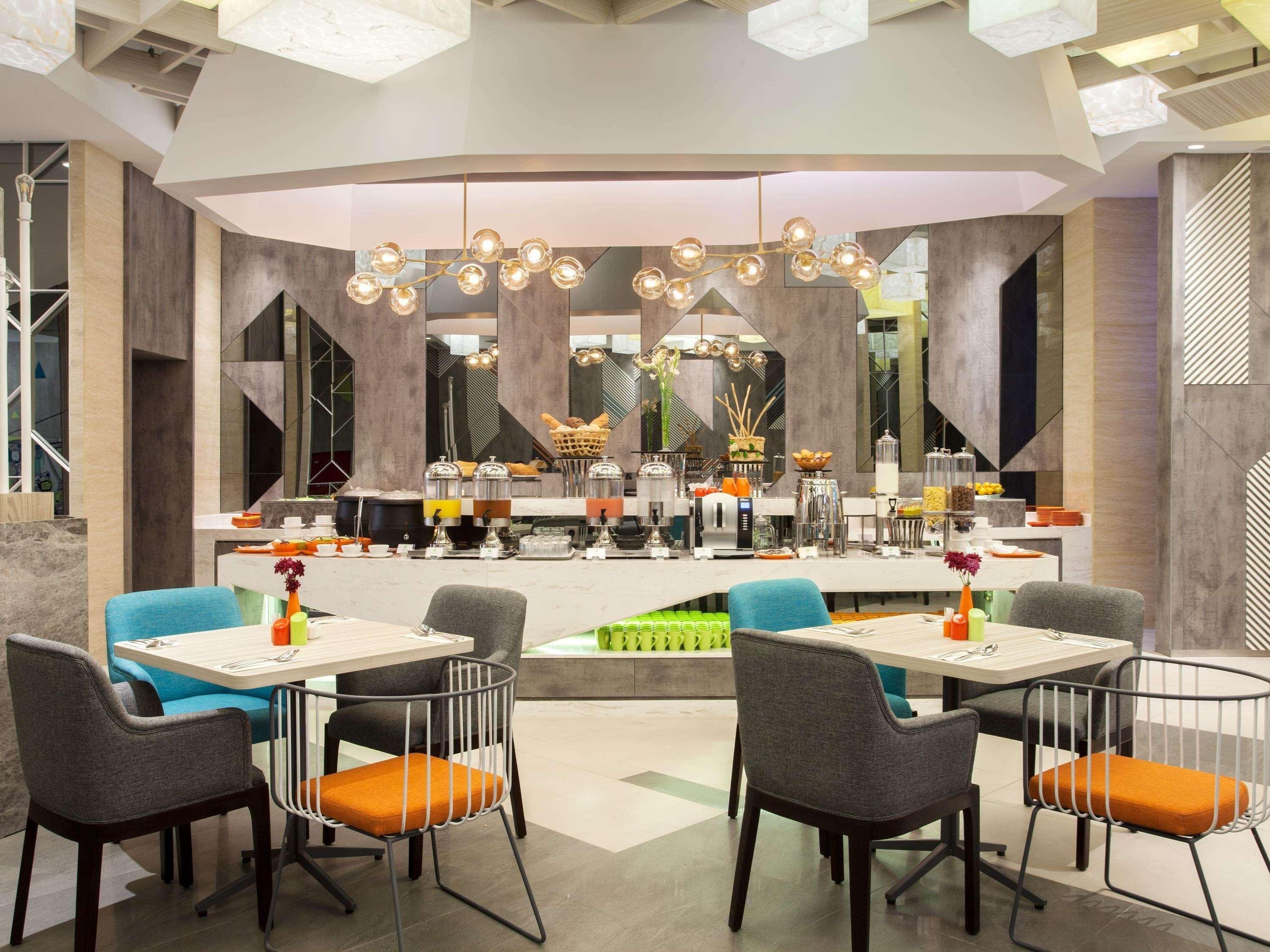 Ibis Styles Medan Pattimura Экстерьер фото