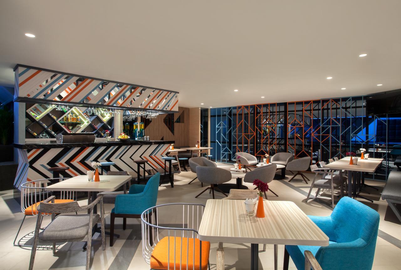 Ibis Styles Medan Pattimura Экстерьер фото