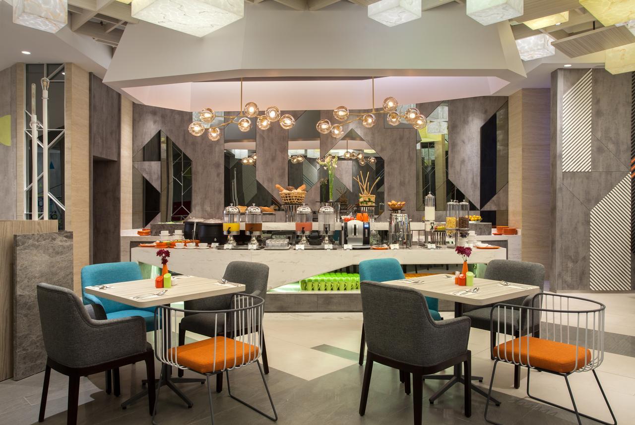 Ibis Styles Medan Pattimura Экстерьер фото
